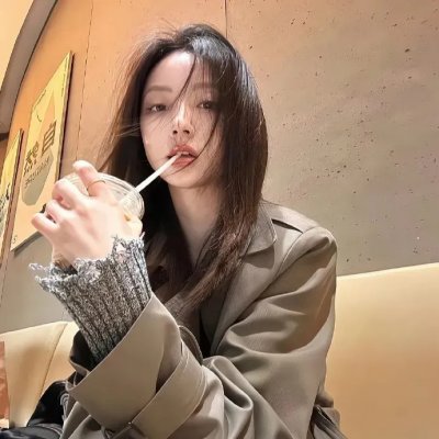 红。白。蓝